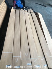 Harga Kompetitif American White Oak Veneer Panel A/B tersedia, Tebal 0,42MM