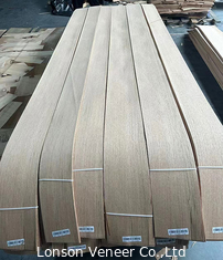 Perempat Potong American Red Oak Veneer Panel Barang Kelas AAA dalam stok 120.000/SQM