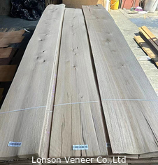 2.0mm Knotty White Oak Wood Veneer Untuk Furnitur Gaya Retro Barang dalam stok