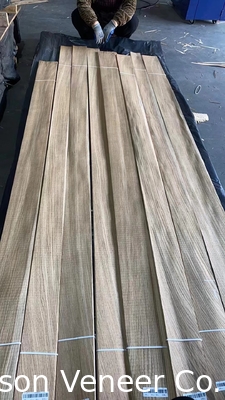 Ketebalan 0,55 mm Rough Sawn Panel Veneer Oak Putih Eropa Kelas A / B