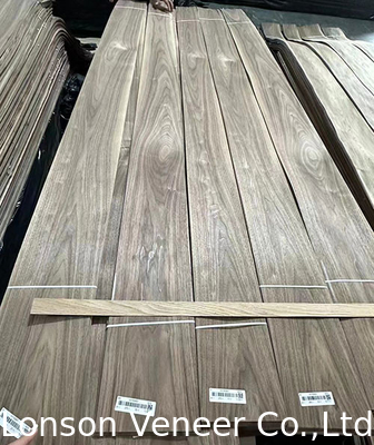 Crowm Cut American Walnut Veneer Natural A/B Grade Ketebalan 0,45mm