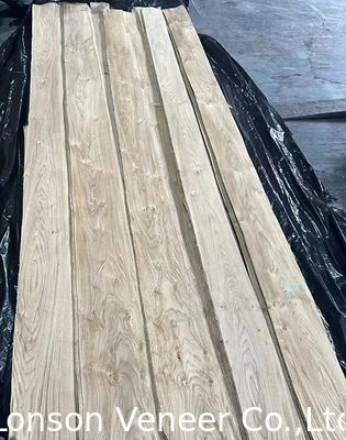 1.2mm Eropa Putih Oak Veneer Panel Knoty Grade Harga super terjangkau
