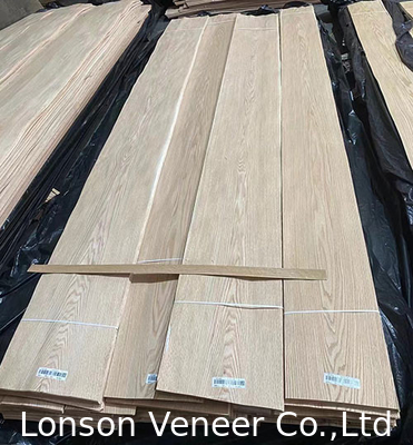 Crown Cut Red Oak Veneer Panel 0.5mm Kayu Veneer AA Kelas Pintu Furnitur