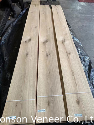 2.0mm Knotty White Oak Wood Veneer Berbagai gaya Barang dalam stok