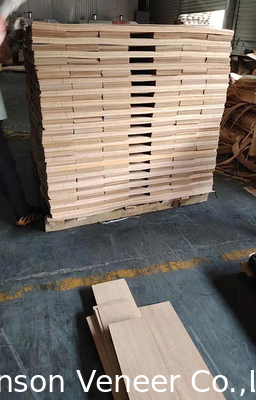 Eropa Lantai Kayu Oak Putih Veneer AB Kelas warna terang 1.2 Ketebalan