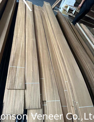 0.40MM Quarter Cut Burma Teak Wood Veneer Untuk Meubel Papan Mewah