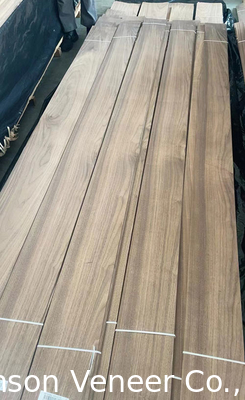 Slice Cut American Walnut Veneer Natural A Grade Ketebalan 2mm Pintu Lantai
