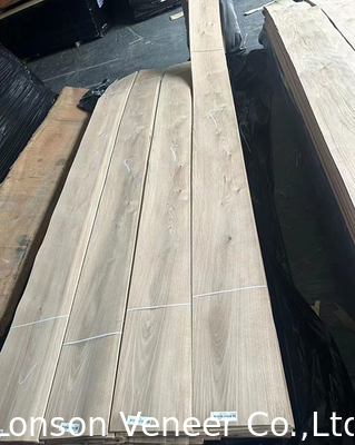 0.5mm Knotty Grade White Oak Wood Veneer Untuk Pintu Perabotan Gaya Retro