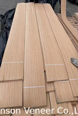 Panel Red Oak Veneer yang dipotong seperempat 0.5mm Wood Veneer AAA Grade