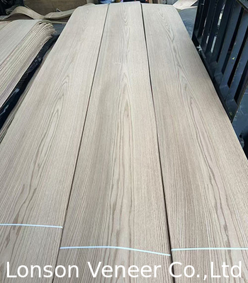 Crown cut Red Oak Veneer panel 0.5mm Kayu Veneer AA Grade Berwarna