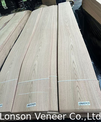 Crown cut Red Oak Veneer panel 0.5mm Kayu Veneer AA Grade Berwarna