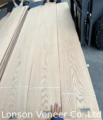 Crown cut Red Oak Veneer panel 0.5mm Kayu Veneer AA Grade Berwarna
