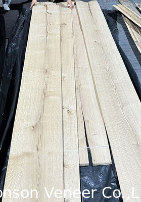 1.0mm Knotty crown cut White Oak Wood Veneer Untuk furnitur gaya pedesaan